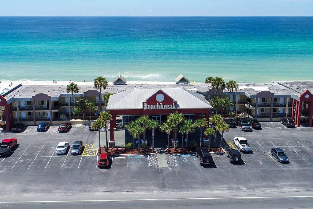Ramada By Wyndham Panama City Beach / Beachfront Eksteriør billede