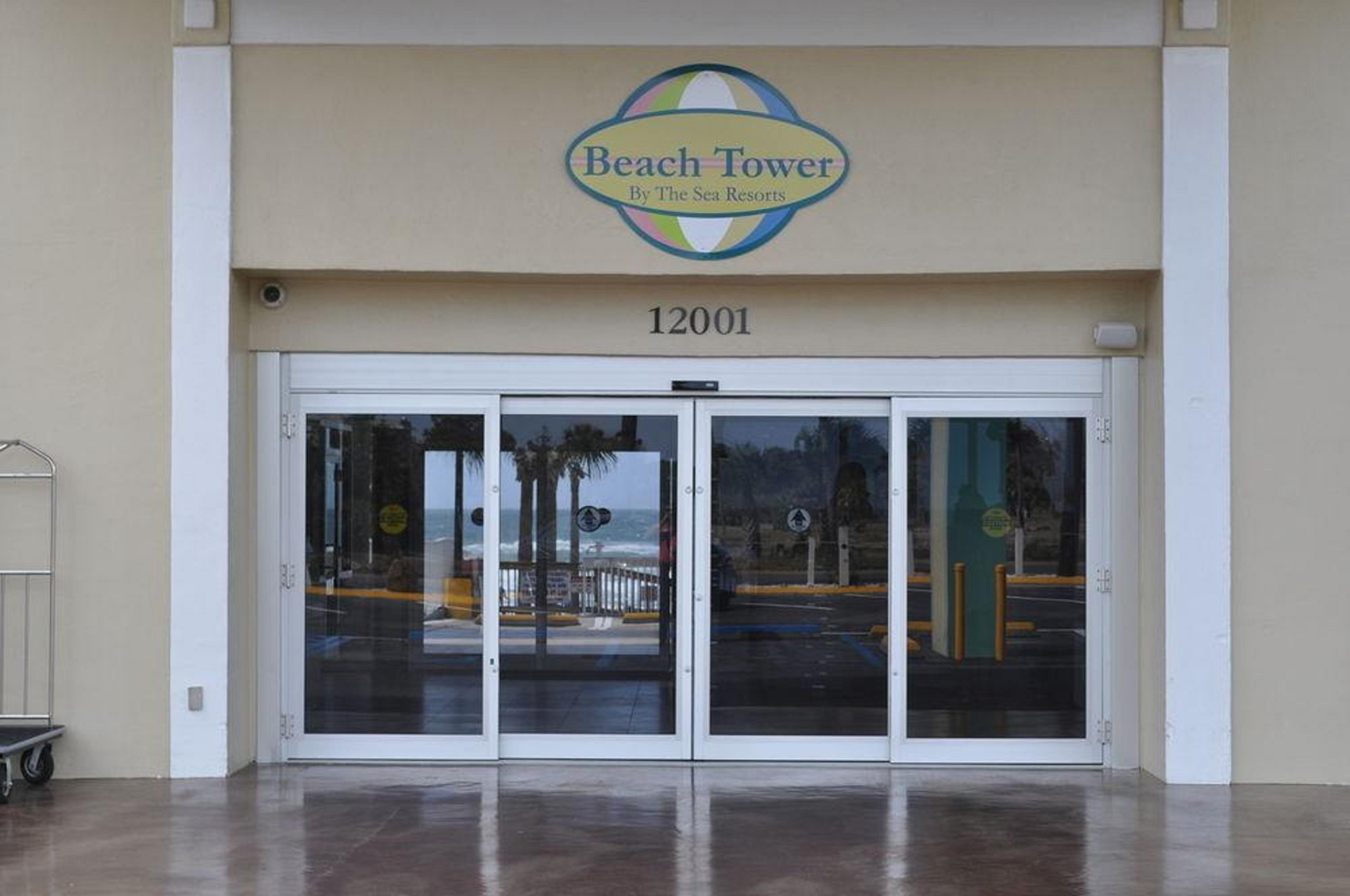 Ramada By Wyndham Panama City Beach / Beachfront Eksteriør billede