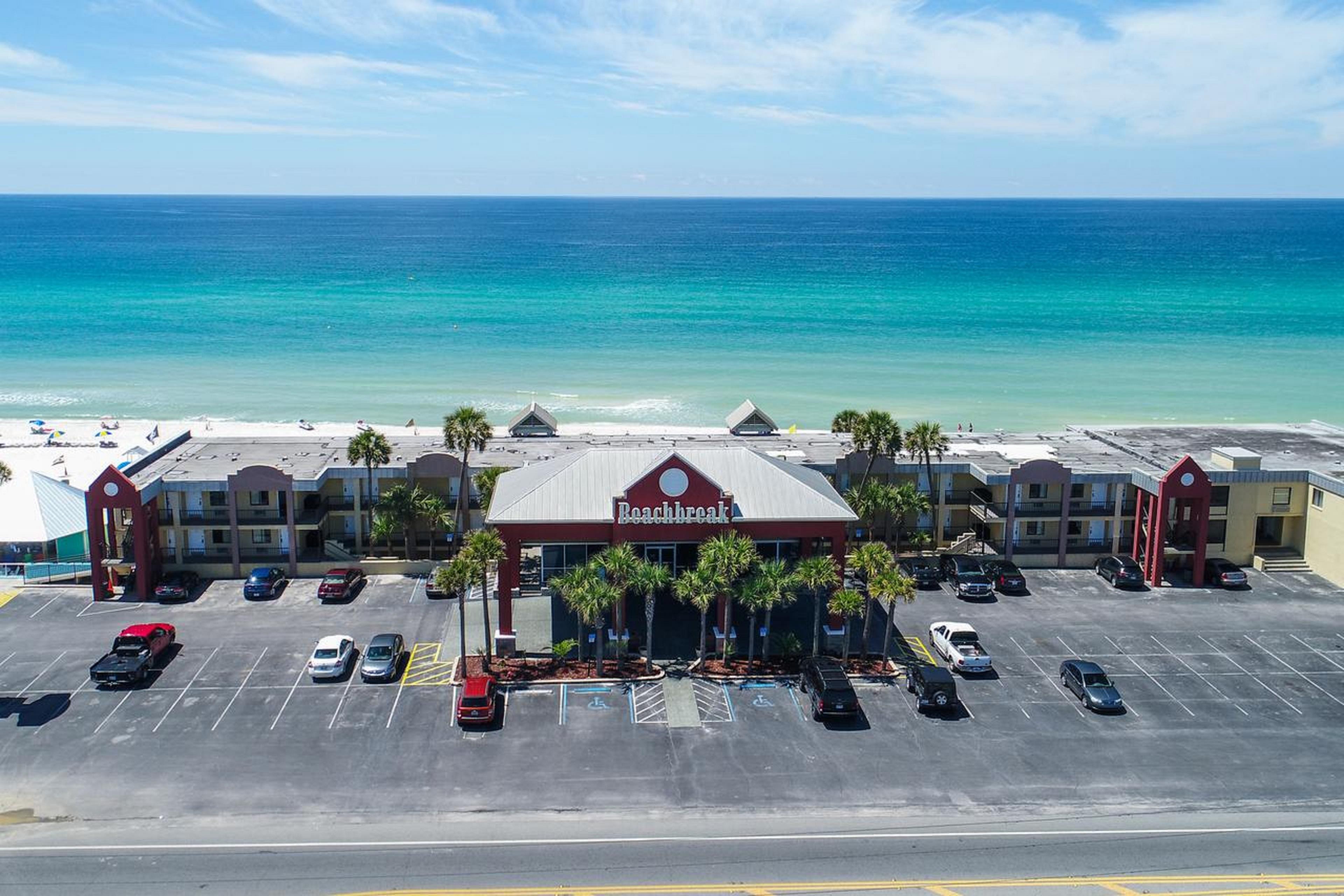 Ramada By Wyndham Panama City Beach / Beachfront Eksteriør billede